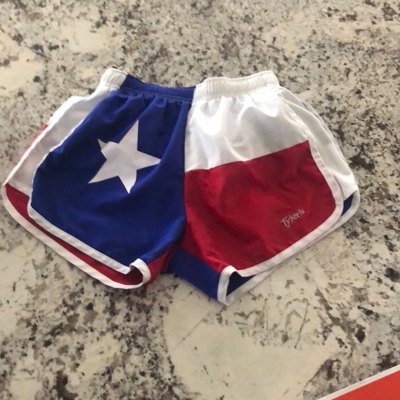 Pants - Texas Flag Shorts